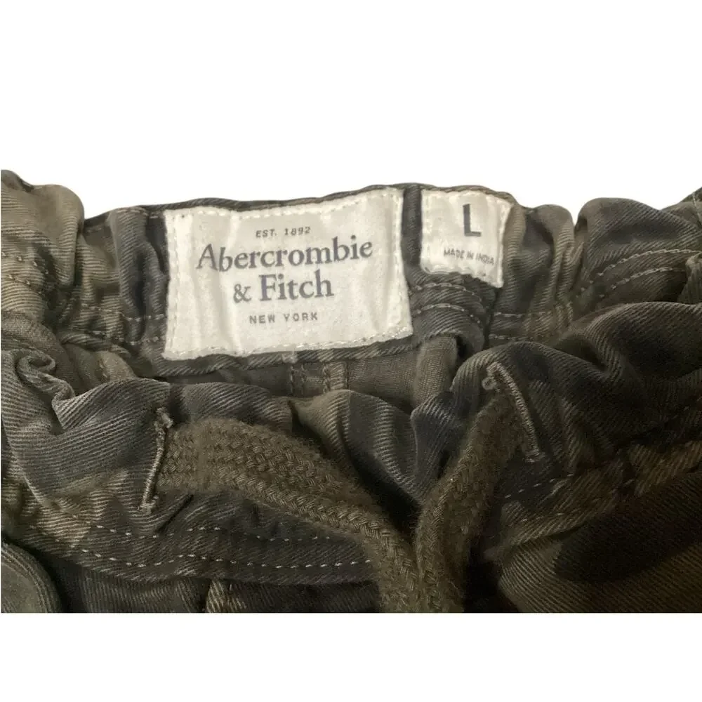 Abercrombie & Fitch Men's Camo Cotton Drawstring Pull-On Shorts Elastic Waist L